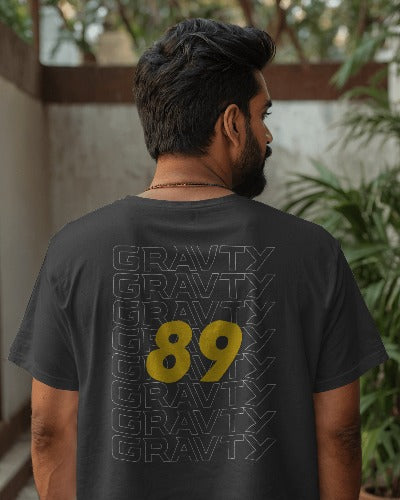 GRAVTY- Oversized Black T-shirt